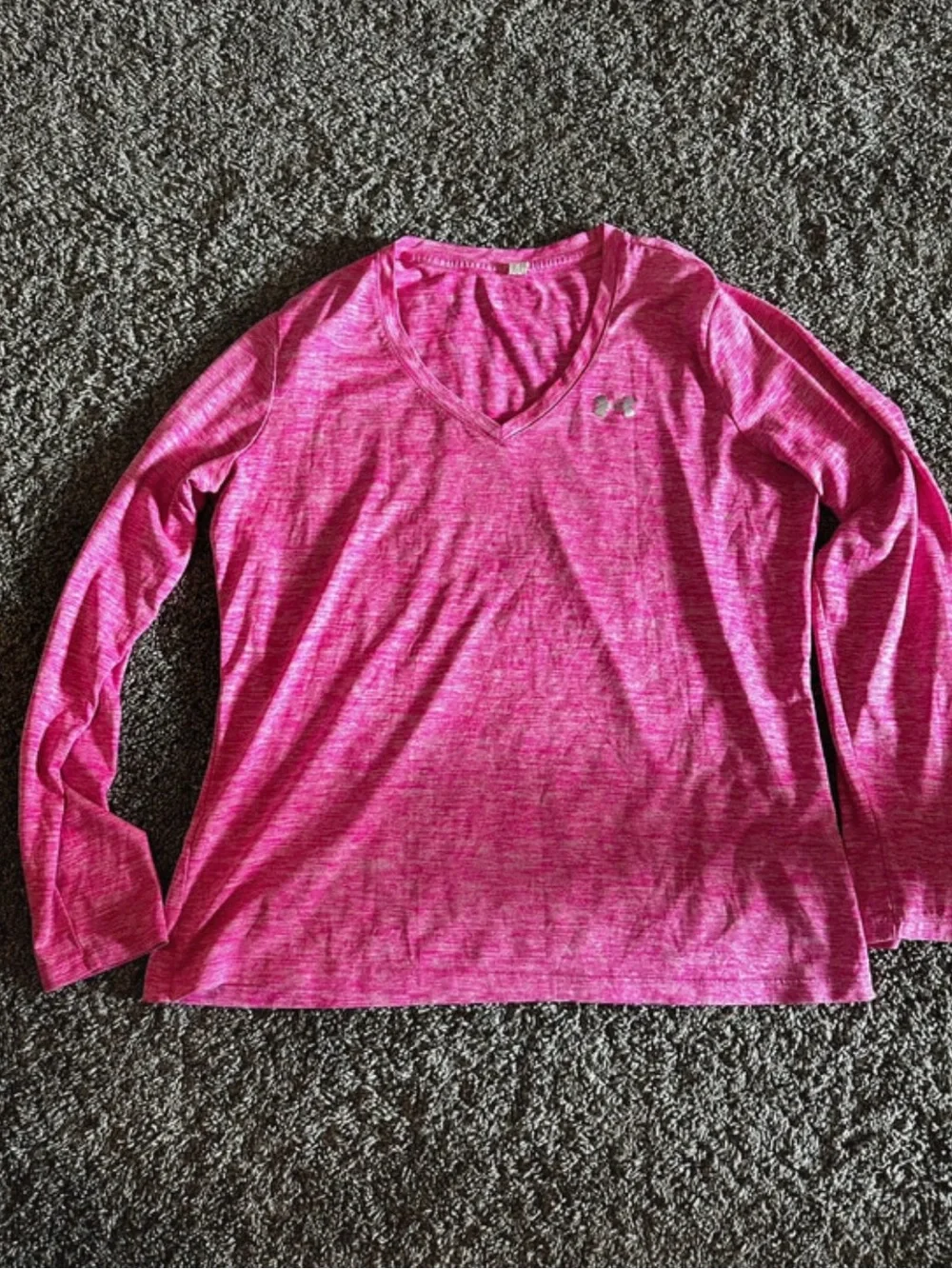 Under Armour Hot Pink Heathered V-Neck Long Sleeve Top
